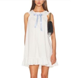 ISO looking to buy Helsa summer vintage nightgown 
Size XS XXS